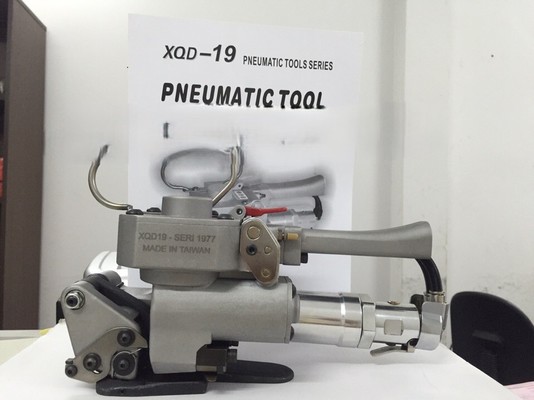 Máy siết đai nhựa hàn nhiệt dây đai XQD-19