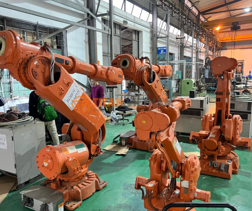 Robot hàn tự động 6 trục cho dây chuyền sản xuất cơ khí